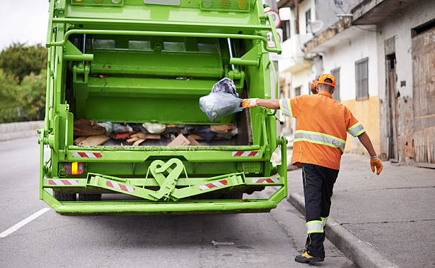 Best Yard Waste Removal  in Crestview, FL